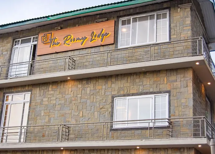 The Roomy Lodge, Murree