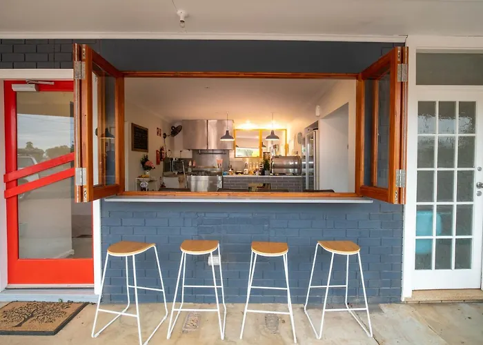The Platypus Accommodation & Cafe