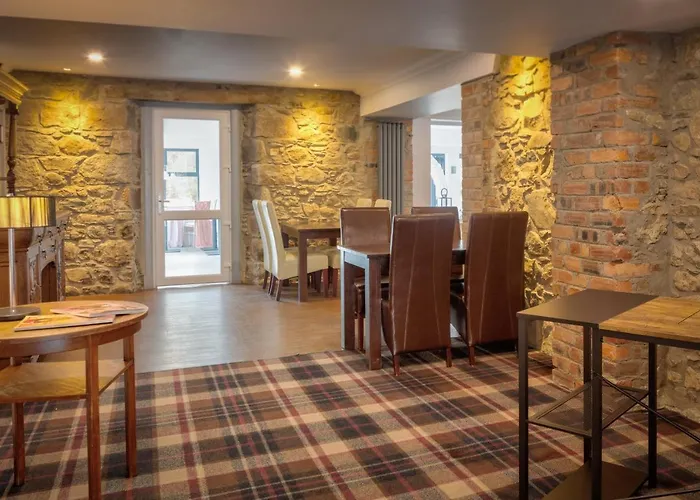 The Brander Lodge Hotel And Bistro