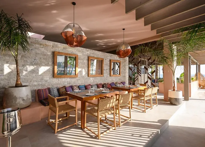 Miamar Luxury Hotel & Spa