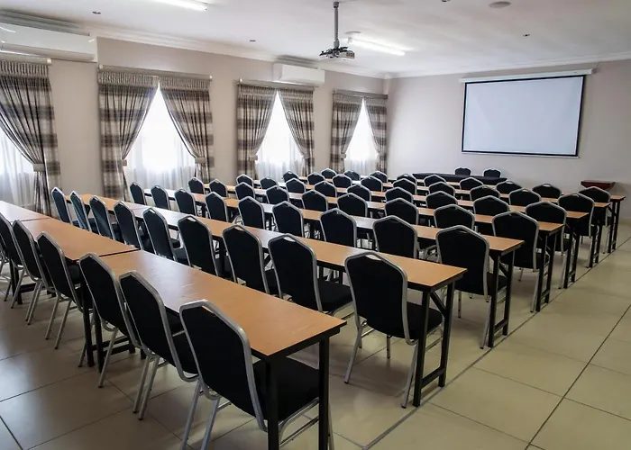 Ngwenya Hotel & Conference Centre