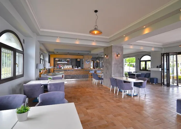 Hotel Akrothalassia J I K