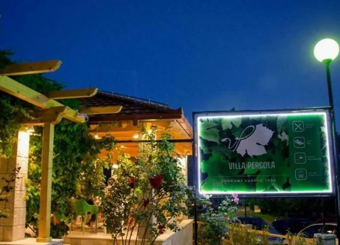 Villa Pergola
