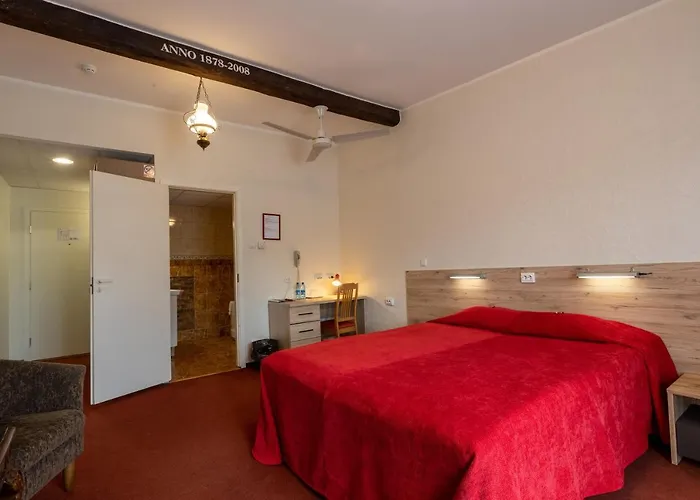 Aleksandri Hotel