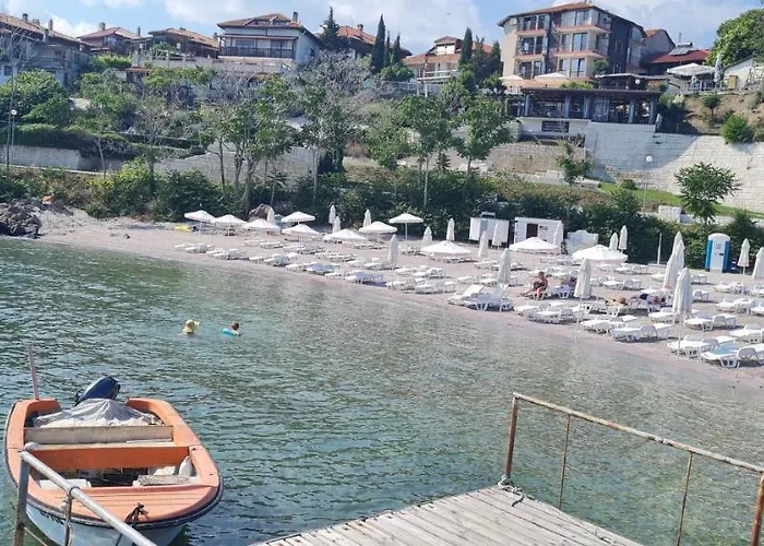 Kirios Hotel