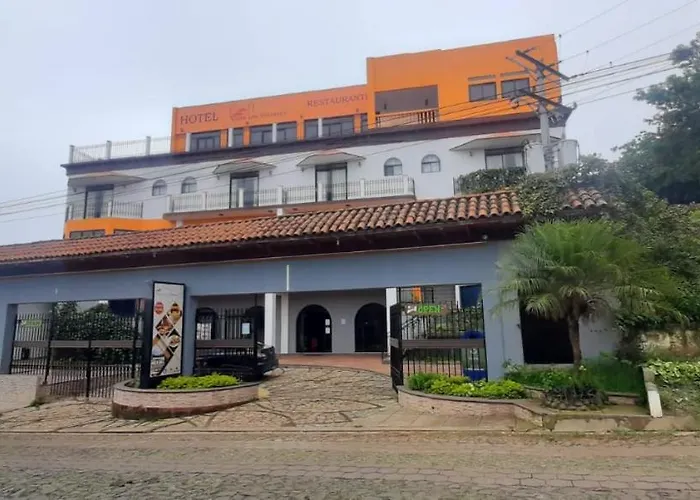 Vista Los Volcanes Hotel Y Restaurante