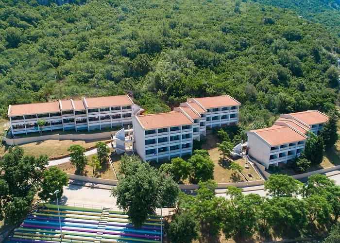 Pearl Beach Resort - Hills & Villas