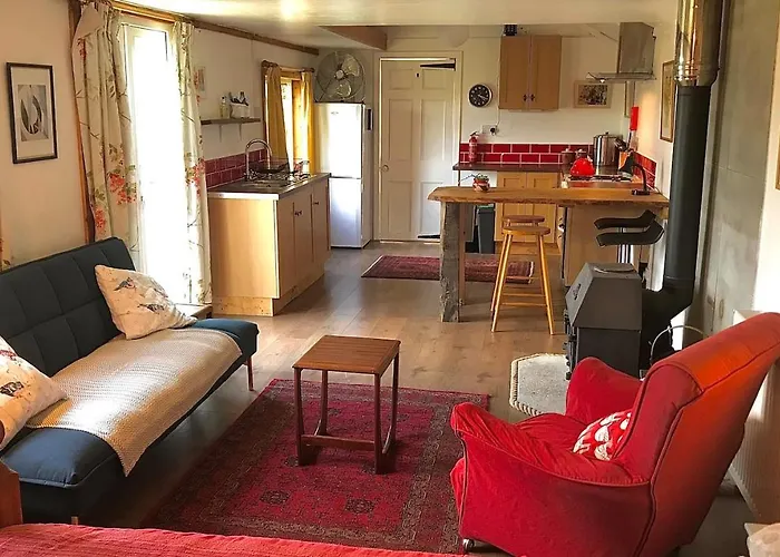Holifield Farm Hostel & Community Project