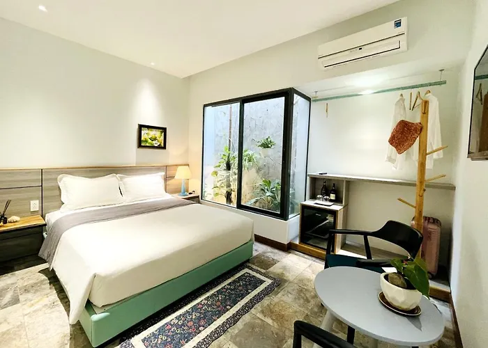 Con Dao House