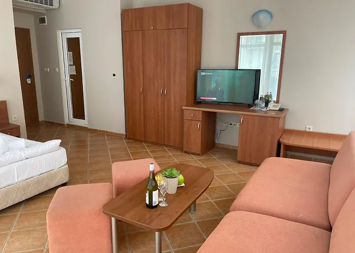 Hotel Eco Palace