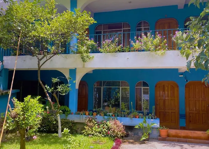 Casa De Los Enredos