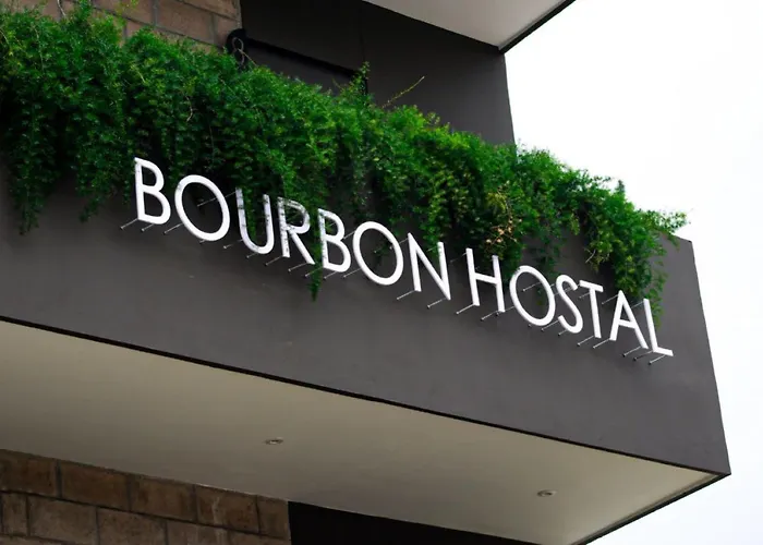 Bourbon Hostal