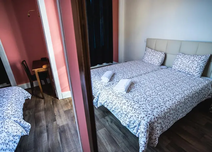 Home Lisbon Hostel