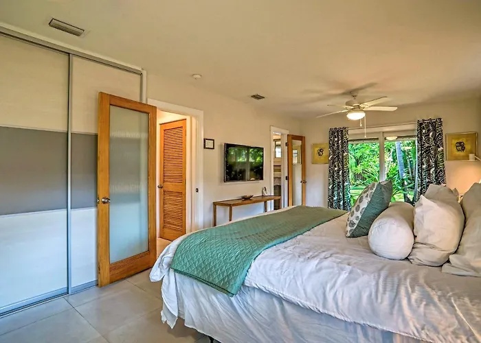 Oakland Park Vacation Rental W/ Private Pool!