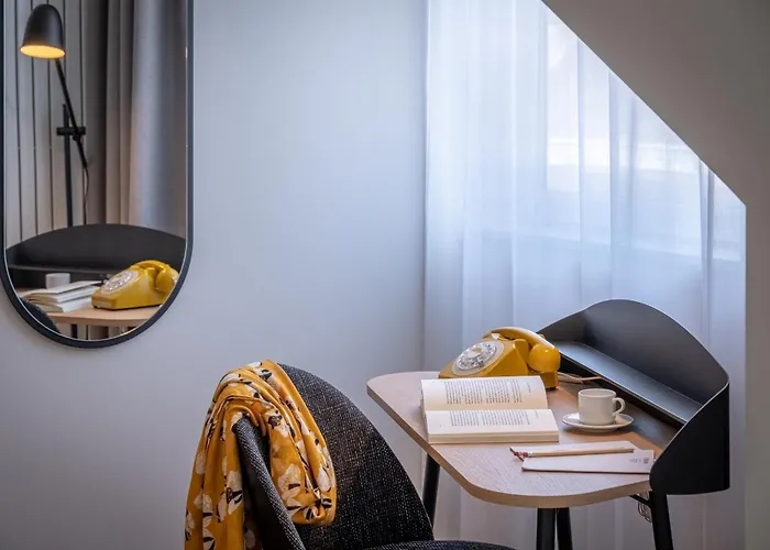 Ferdinand Hotel Tours