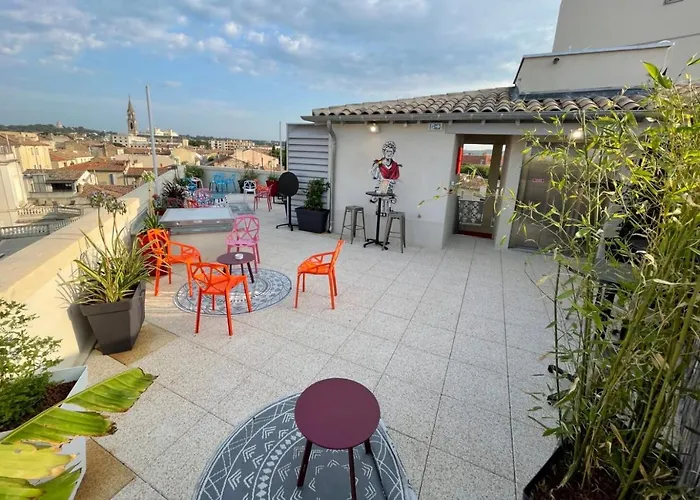 Hostel Flamingo Nimes Gare Centre