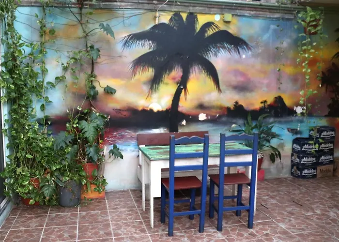 Tres Mundos Hostel