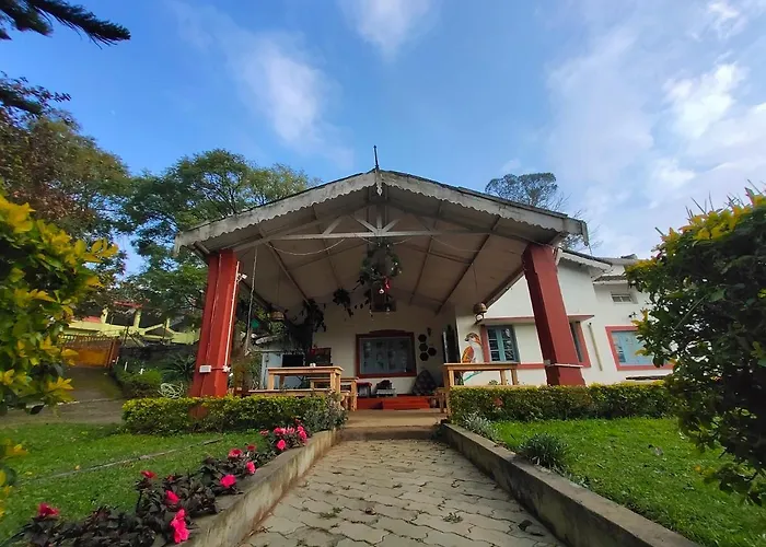 The Birdhouse Backpackers Hostel