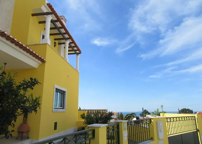 Maria Ines House
