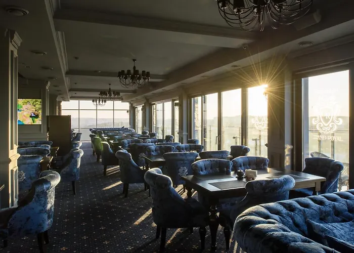 Grand Royal