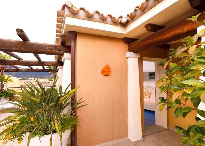 Janas Hotel