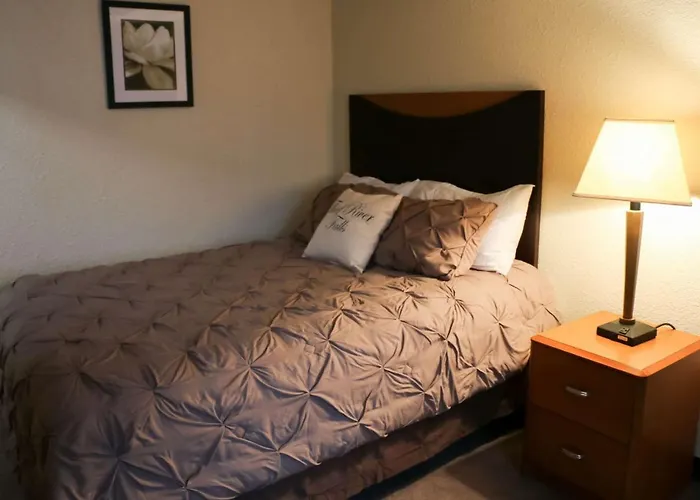 Custom Stay Thief River Falls