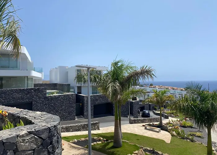 Rocavista - Villa With Heated Rooftop Pool And Amazing Ocean View