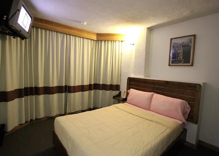 Hb Express Hotel