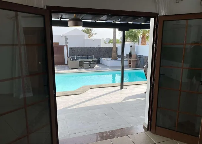 Stunning Villa Arabella - Heated Pool - Bbq - Amazing Terrace - Playa Blanca