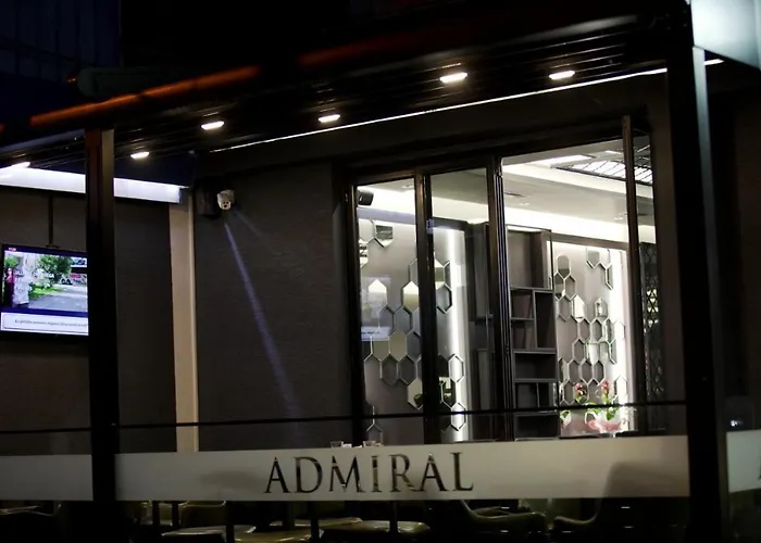 Admiral Hotel
