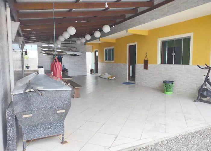 Gênesis Beach Hostel! Quartos compartilhados e privativos na Pinheira
