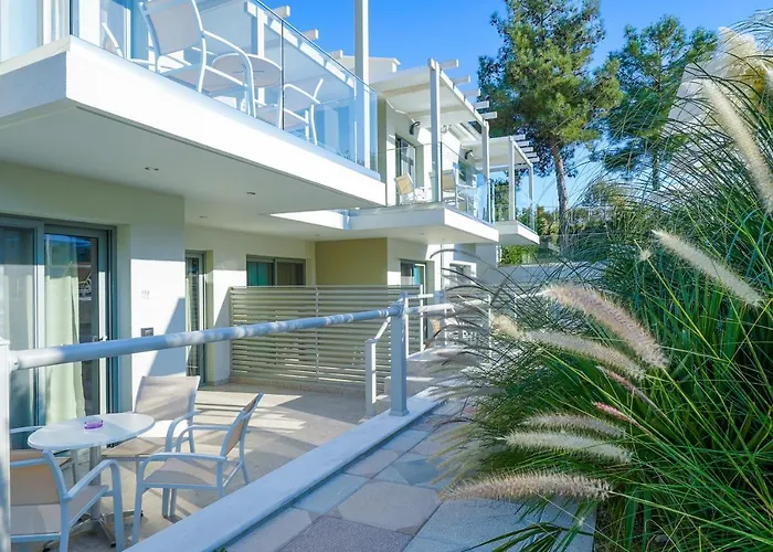 The Elegant Apartments