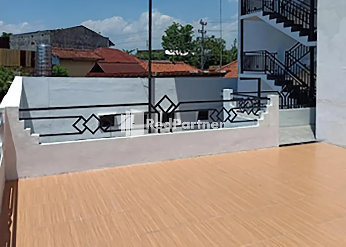 Hotel Trikatu Kendal Near Taman Kota Weleri Mitra Reddoorz