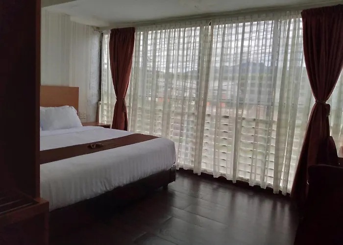 Hotel Belangi Syariah Taakengon Mitra Reddoorz