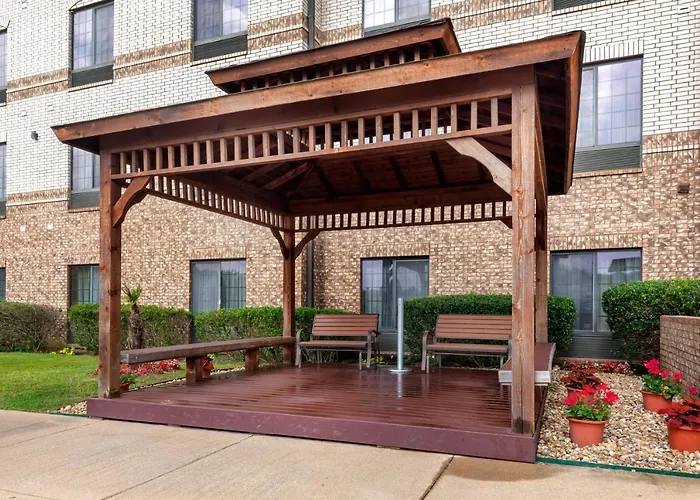 Comfort Suites Marshall