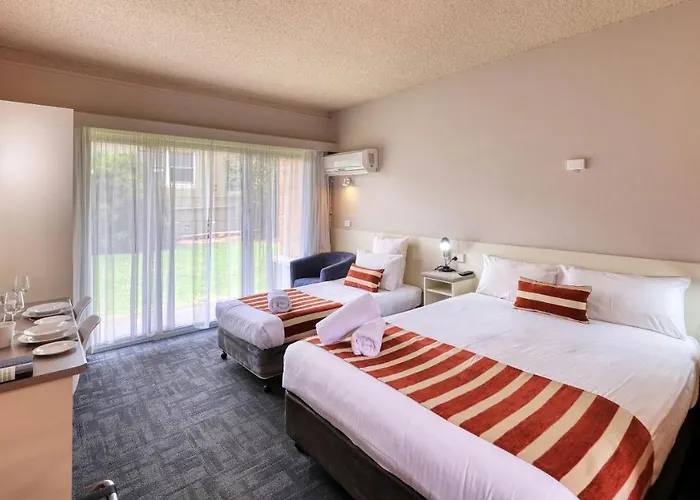 Court Street Motel