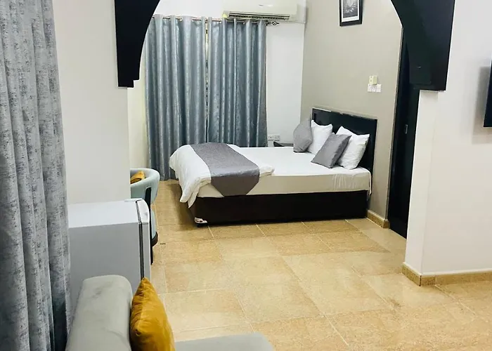 Al Multaqa Hotel