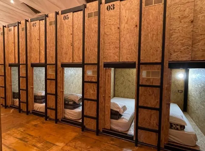 Blacky Hostel And Apartments (Adults Only)