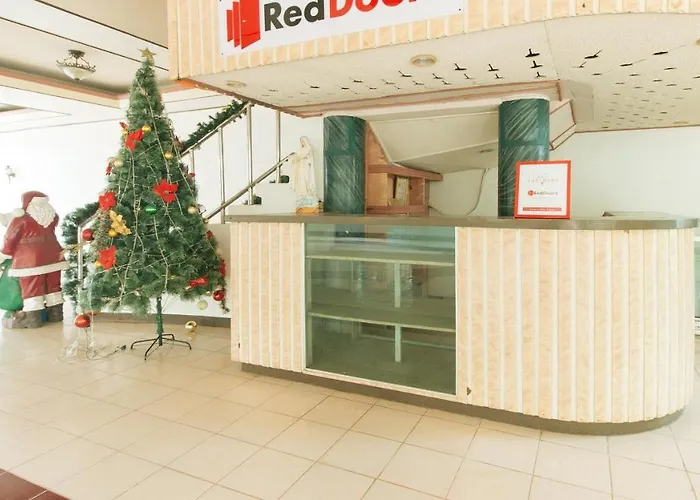 Reddoorz At Royal Grande Beach Resort Batangas