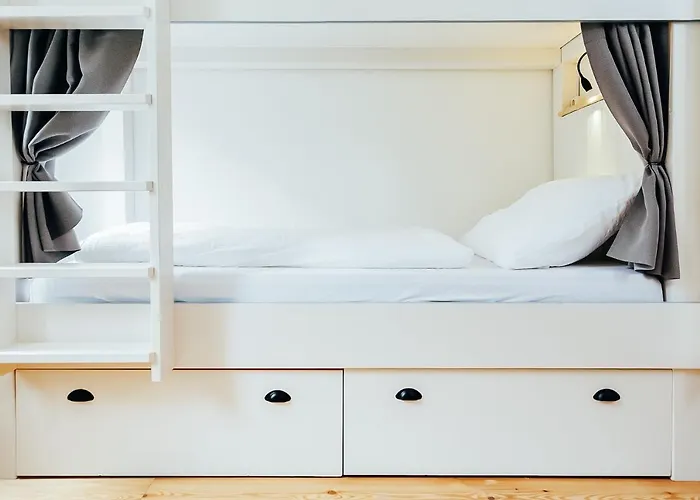 Hostel Multitude