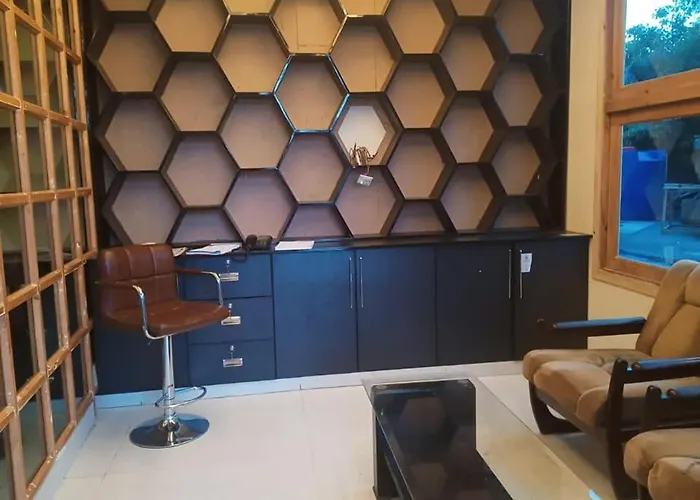 Raees Khana Hotel