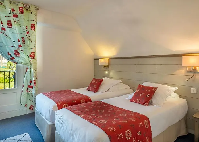 Logis Hotel Restaurant De La Plage