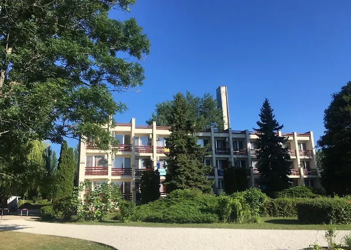 Nereus Park Hotel