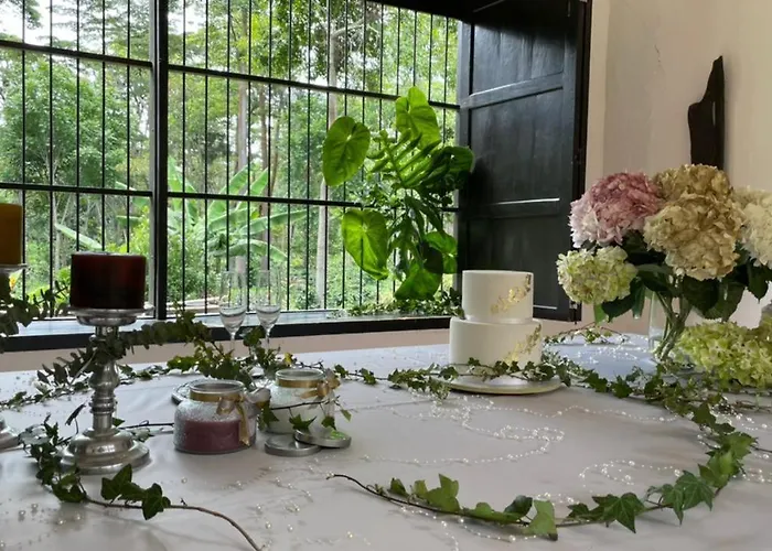 Hotel Hacienda El Roble