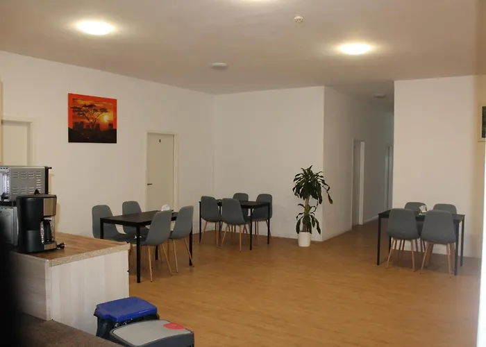 David'S Hostel