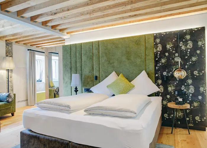 Altstadt Genusshotel Auracher Loechl
