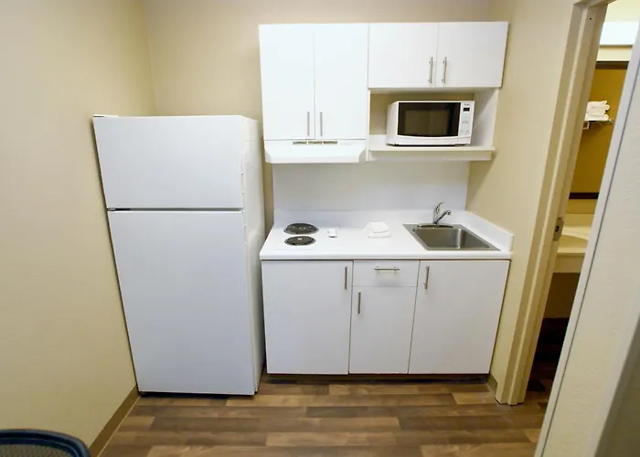 Extended Stay America Suites - Bakersfield - California Avenue