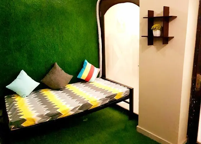 Bohemian Backpackers Kolkata