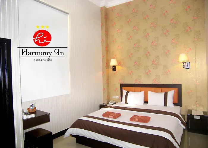 Hotel Harmony In & Karaoke