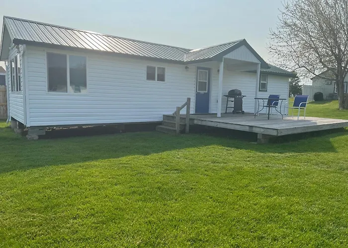 Whiskey River Cottages Formerly Seaway Slips Clayton